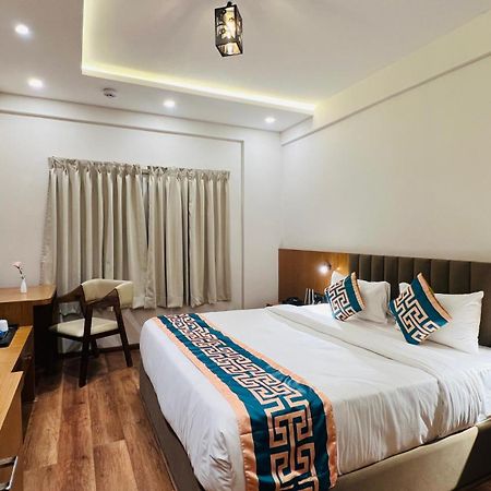 Hotel Aashraya Dod Jala Esterno foto
