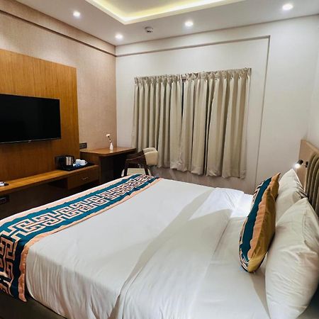 Hotel Aashraya Dod Jala Esterno foto