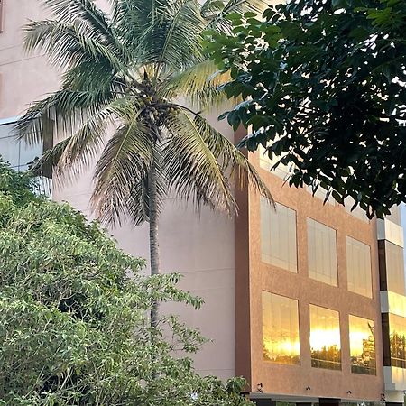 Hotel Aashraya Dod Jala Esterno foto