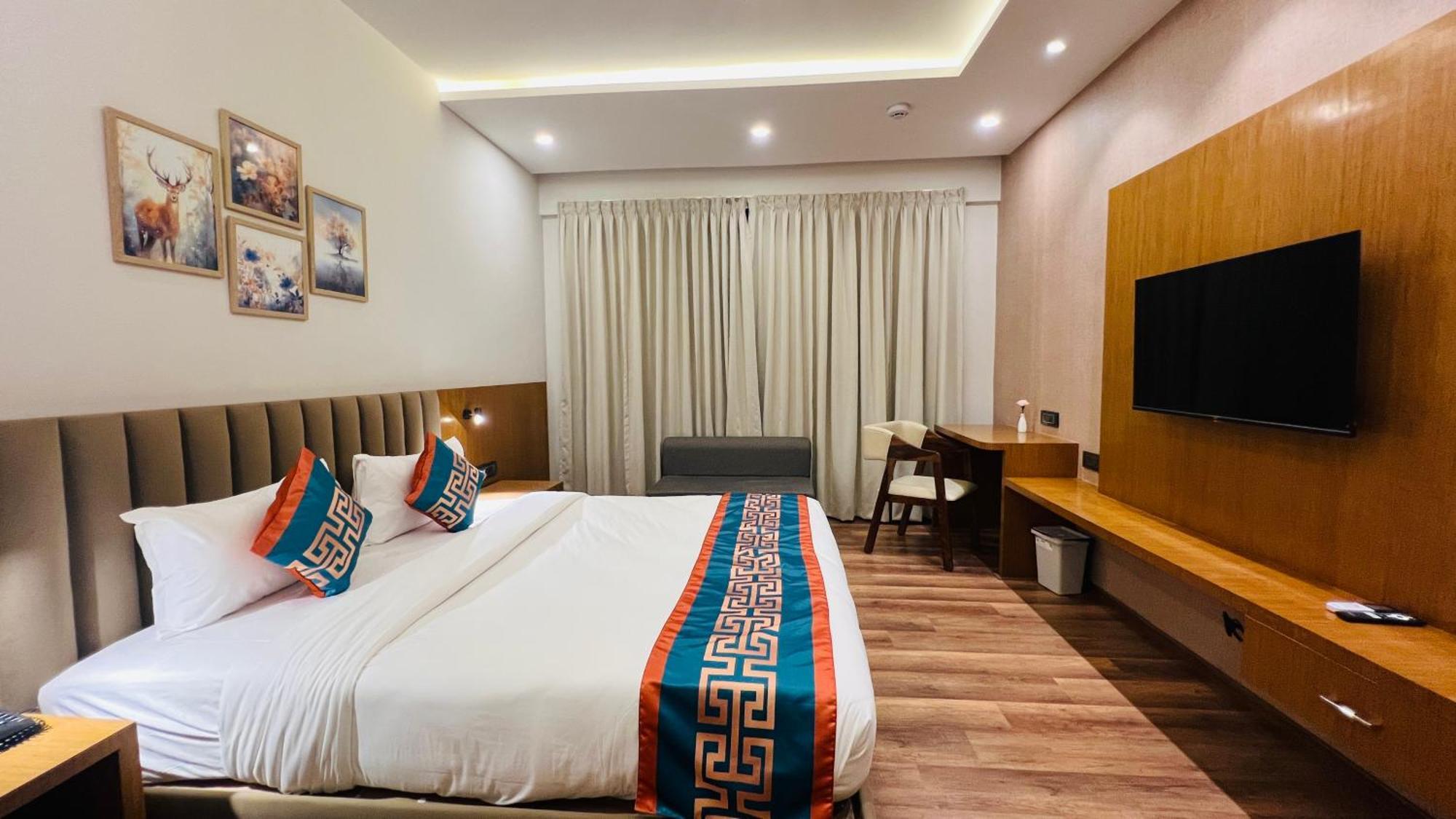 Hotel Aashraya Dod Jala Esterno foto